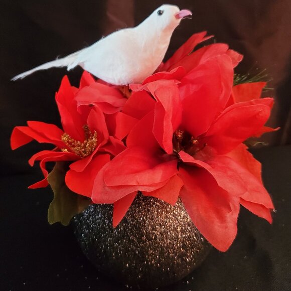 Small Christmas Vase with Poinsettias and a Bird - Picture 2 of 2